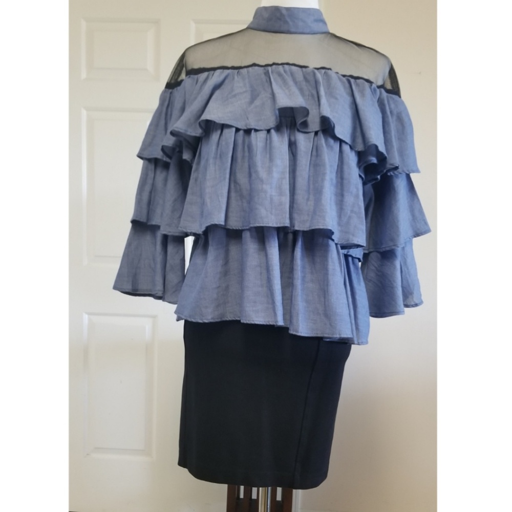🆕️⬇️🎉HOST PICK🎉 Denim And Mesh Ruffle Layered Top